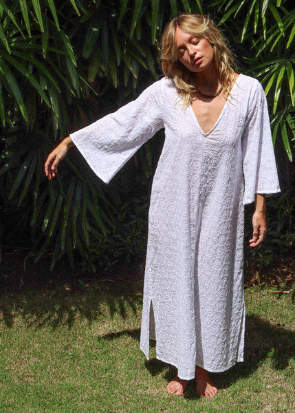 Florence dress in hand embroidered cotton / undyed